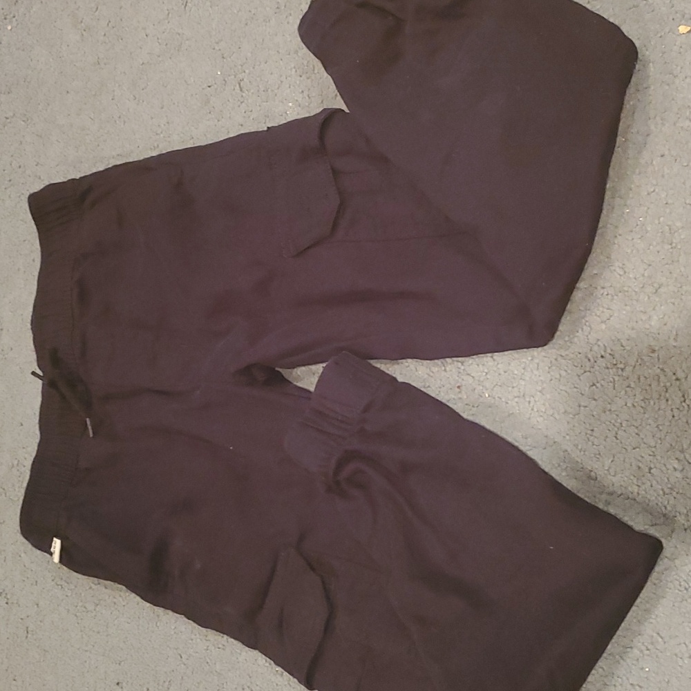 Boys size small black flame head skate pants